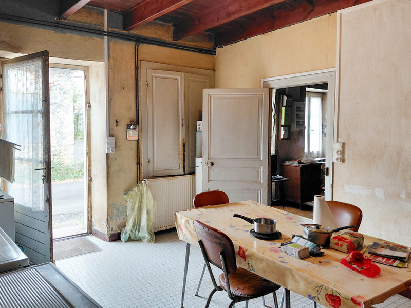 French property for sale in Voulême, Vienne - €39,000 - photo 2