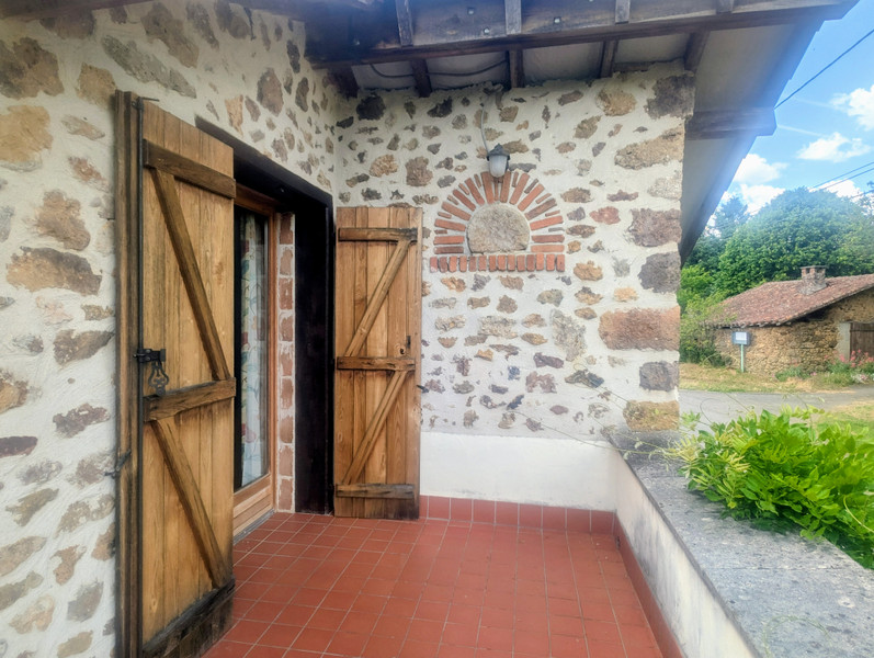 French property for sale in Pressignac, Charente - €119,900 - photo 4