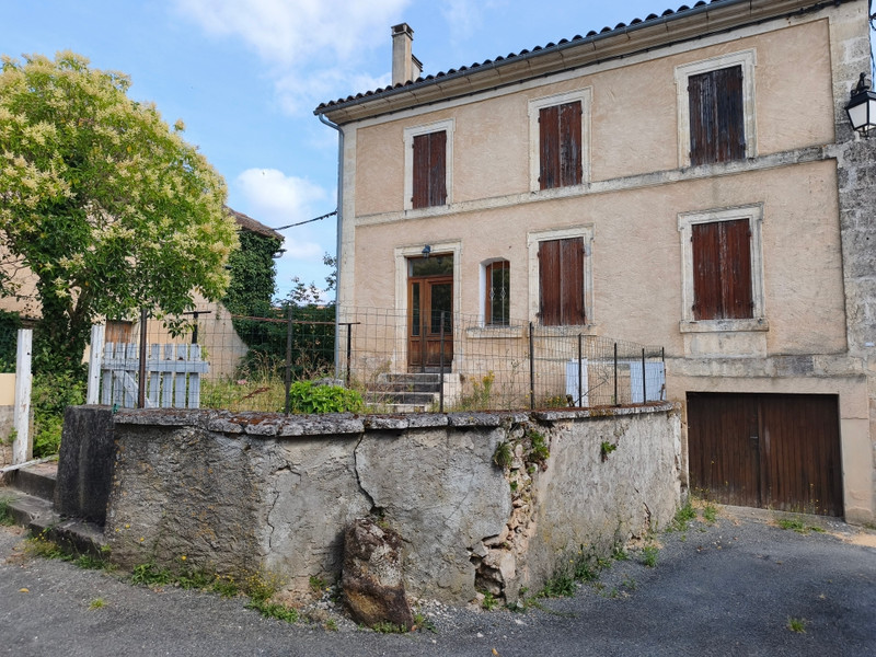 French property for sale in Beauronne, Dordogne - €151,000 - photo 0