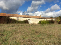 Propriété à vendre à Saint-Ciers-Champagne, Charente-Maritime - 109 000 € - photo n°1