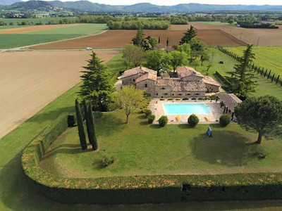 LA-BEGUDE-DE-MAZENC, Provence, 18th century Mas, 419 M2, swimming pool, 1,7 ha of land, magnificent views