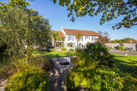 Maison à vendre à Angoulême, Charente - 649.950 € - photo 2