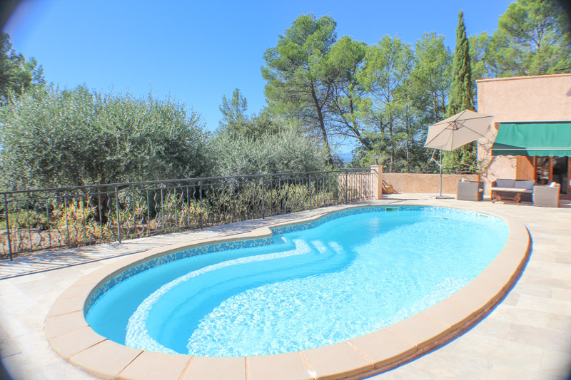 French property for sale in Entrecasteaux, Var - &#8364;547,000 - photo 2