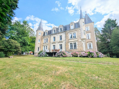 chateau for sale in Haute-Vienne