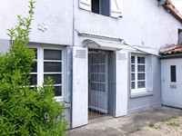 Maison à vendre à Availles-Limouzine, Vienne - 49 900 € - photo 1