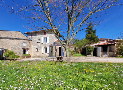 French property for sale in Fontaine-Chalendray, Charente-Maritime - €99,000 - photo 13