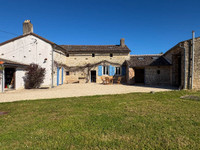 Propriété à vendre à Messé, Deux-Sèvres - 199 900 € - photo n°2