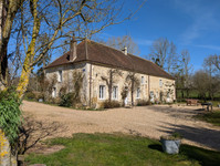 Maison à vendre à Saint-Mard-de-Réno, Orne - 1.050.000 € - photo 1