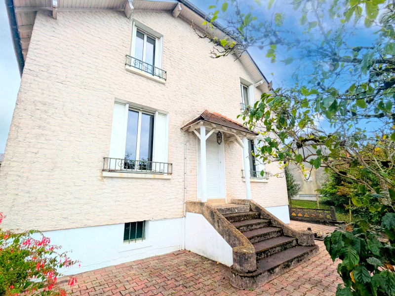 Propriété à vendre à Arnac-Pompadour, Corrèze - 144 000 €