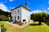 Propriété à vendre à Piégut-Pluviers, Dordogne - 381 600 € - photo n°1