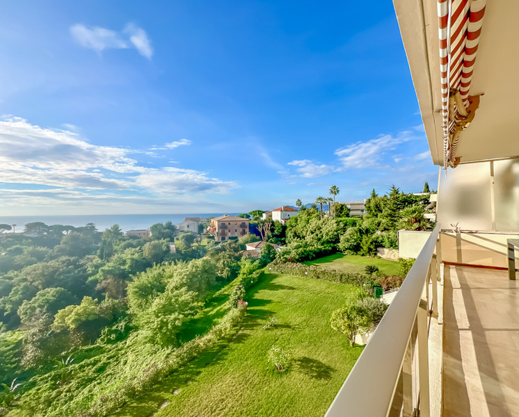 French property for sale in Cannes, Alpes-Maritimes - €1,275,000 - photo 8