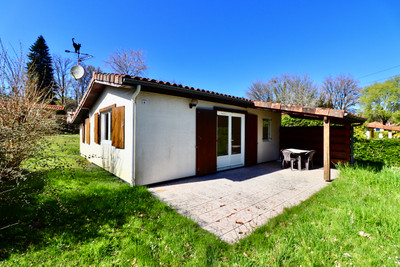 French property for sale in Écuras, Charente - €88,000 - photo 12