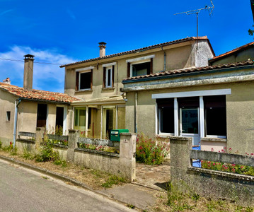 Maison à vendre à Paizay-Naudouin-Embourie, Charente, Poitou-Charentes, avec Leggett Immobilier