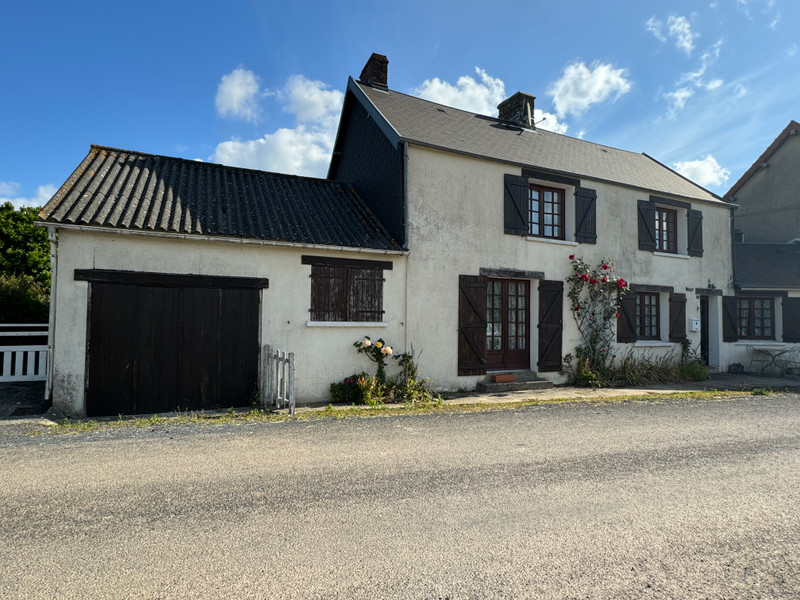 French property for sale in Carentan-les-Marais, Manche - €178,200 - photo 1