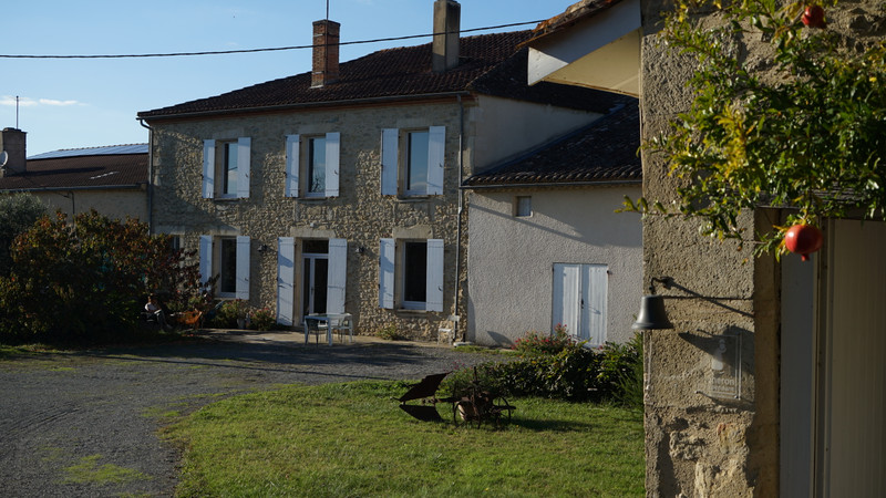 French property for sale in Sainte-Gemme, Gironde - €522,800 - photo 12