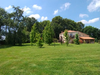 Maison à vendre à Saint-Cyr-des-Gâts, Vendée - 218.280 € - photo 1