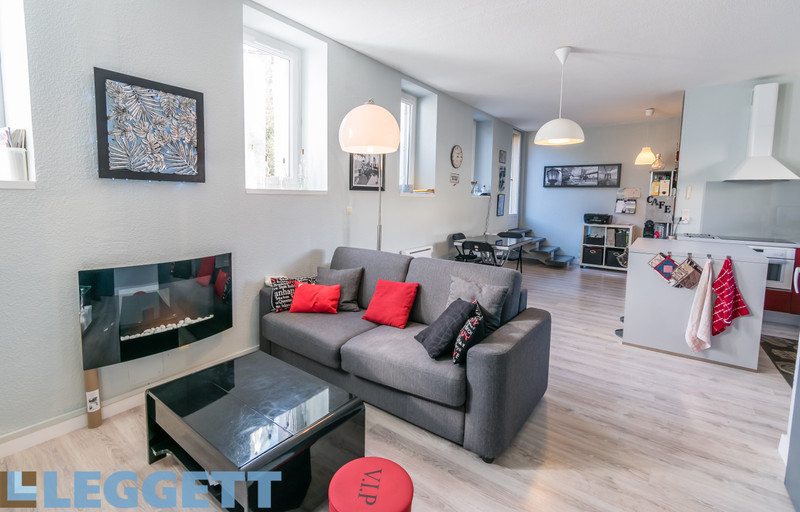 Apartment for sale in Carcassonne Aude Delightfully charming apartment with a private garden