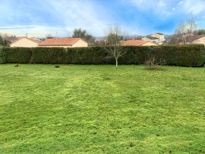 French property for sale in L'Isle-Jourdain, Vienne - €130,000 - photo 8