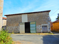 Maison à vendre à Lésignac-Durand, Charente - 71 600 € - photo 2