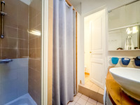 Appartement à vendre à Paris 18e Arrondissement, Paris - 255.000 € - photo 9