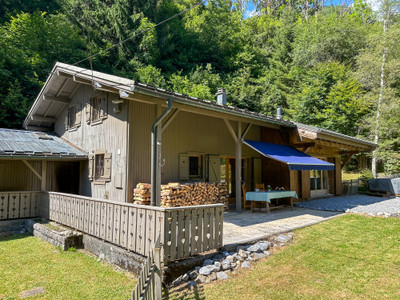 Ski property for sale in Samoens - €830,000 - photo 0