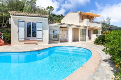Maison à vendre à Théoule-sur-Mer, Alpes-Maritimes, PACA, avec Leggett Immobilier