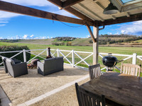 Maison à vendre à Salles-Lavalette, Charente - 325.000 € - photo 2