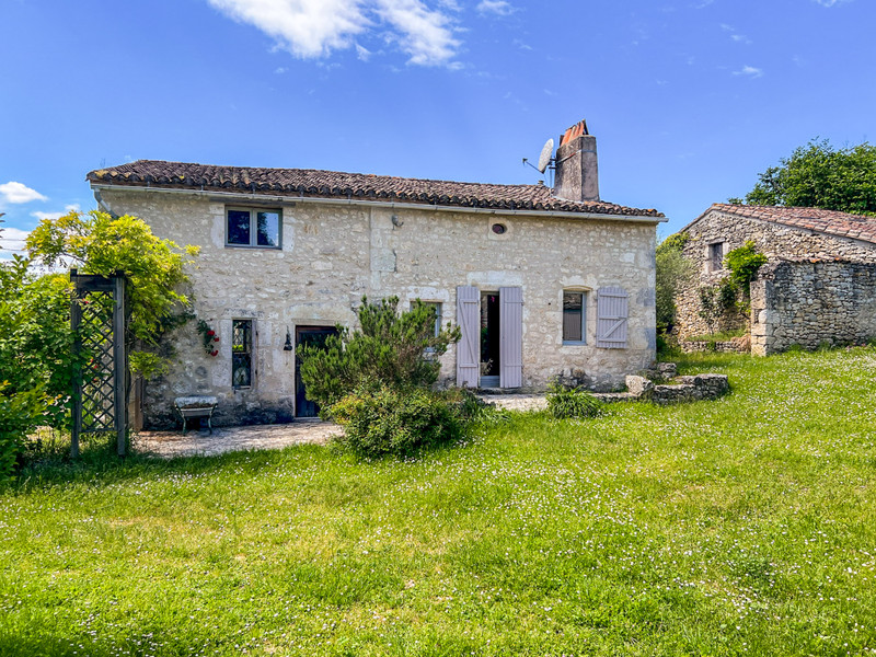 Maison à vendre à Saint-Astier, Lot-et-Garonne - 360.400 € - photo 1