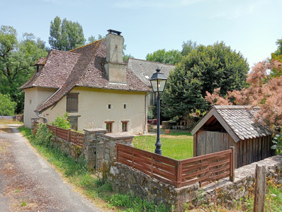 French property for sale in Argentat-sur-Dordogne, Corrèze - €214,000 - photo 1