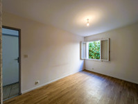 Maison à vendre à Rochefort-du-Gard, Gard - 295.000 € - photo 7