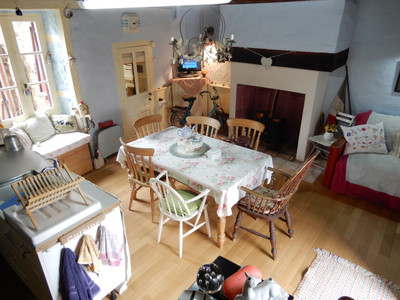 Maison à vendre à Terres-de-Haute-Charente, Charente, Poitou-Charentes, avec Leggett Immobilier