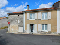Maison à vendre à Villebois-Lavalette, Charente - 112.000 € - photo 10