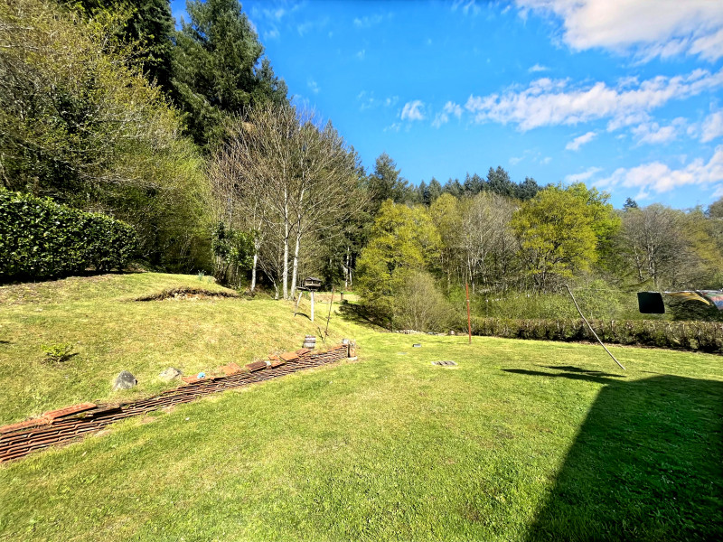French property for sale in Saint-Julien-le-Petit, Haute-Vienne - €172,800 - photo 3