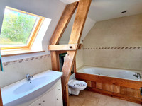 Maison à vendre à Châtillon-sur-Colmont, Mayenne - 250.000 € - photo 6