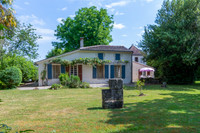 Maison à vendre à Prignac, Charente-Maritime - 349.500 € - photo 4