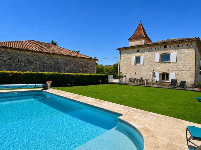 French property for sale in Fontanes, Lot - €500,000 - photo 9