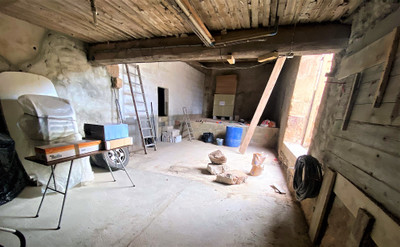 French property for sale in Villespassans, Hérault - €160,000 - photo 6
