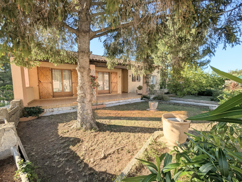 Propriété à vendre à Carnoux-en-Provence, Bouches-du-Rhône - 660 000 €