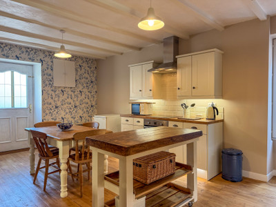 French property for sale in L'Absie, Deux-Sèvres - €136,250 - photo 11