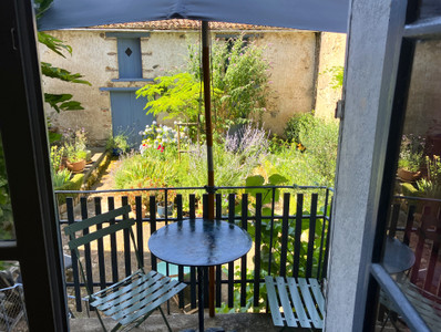 French property for sale in L'Isle-Jourdain, Vienne - €199,800 - photo 5