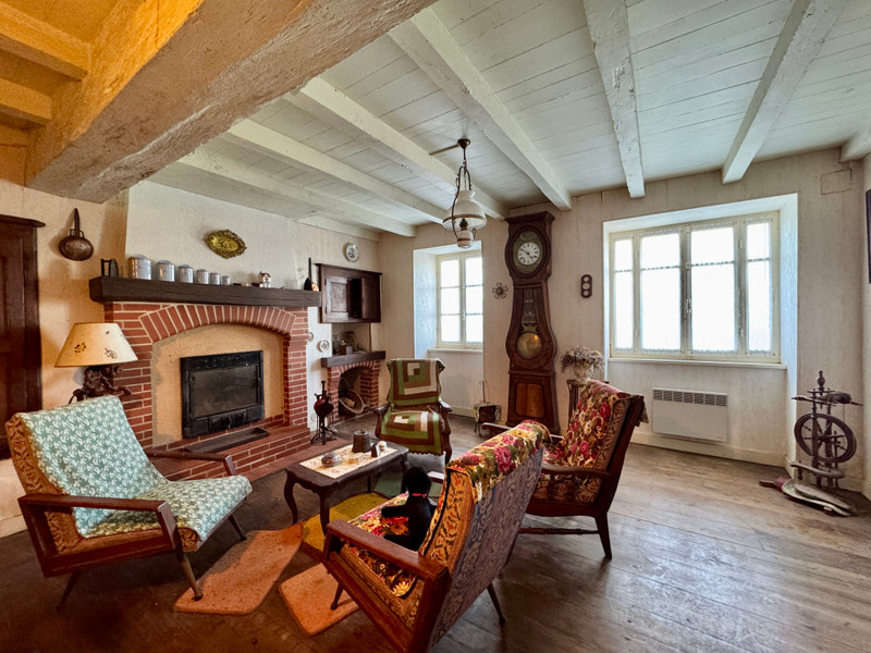 French property for sale in Montembœuf, Charente - €119,900 - photo 2