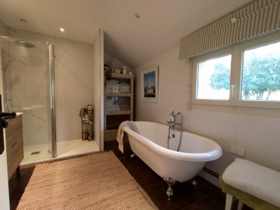 French property for sale in Crosmières, Sarthe - €260,000 - photo 2