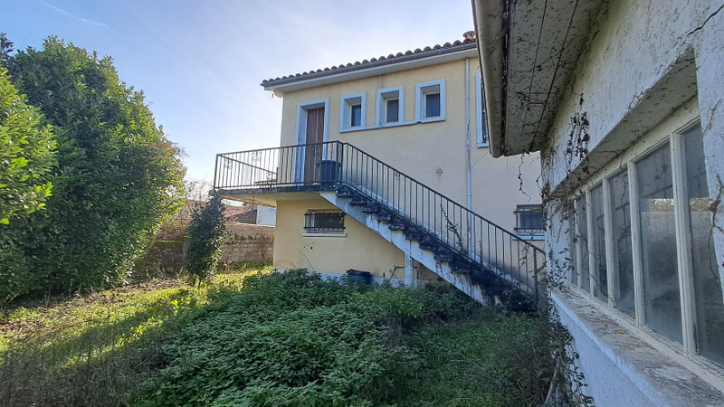 French property for sale in Gurat, Charente - €88,000 - photo 1