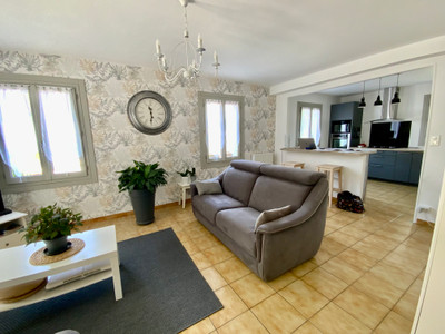 French property for sale in Montignac, Dordogne - €365,000 - photo 1