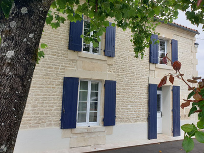 Maison à vendre à Benet, Vendée, Pays de la Loire, avec Leggett Immobilier