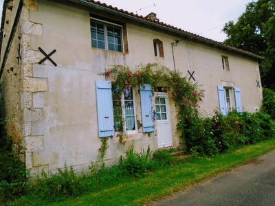Maison à vendre à Saint-Martin-l'Ars, Vienne, Poitou-Charentes, avec Leggett Immobilier