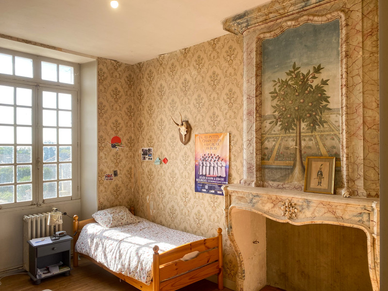 French property for sale in Brie, Charente - €348,500 - photo 3