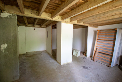 French property for sale in Richelieu, Indre-et-Loire - €64,800 - photo 5