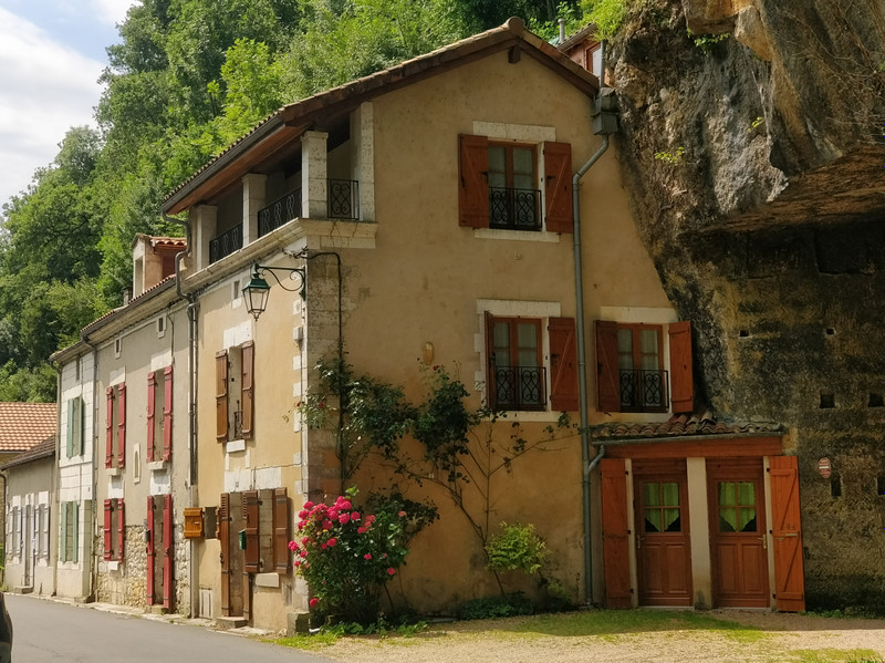 Maison à vendre à Brantôme en Périgord, Dordogne - 190 000 € - photo 1
