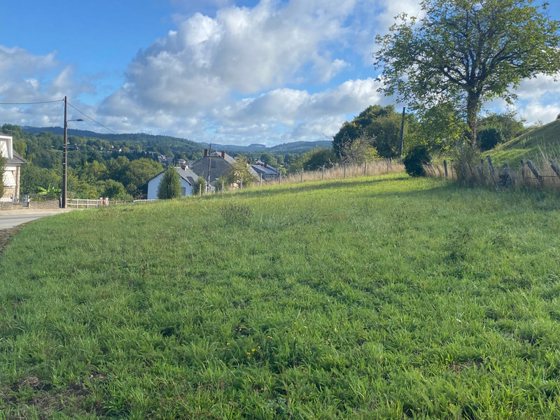 French property for sale in Treignac, Corrèze - €12,600 - photo 0